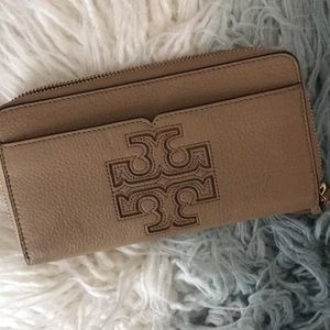 Tory Burch Wallet